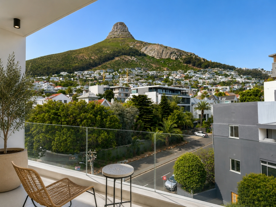 1 Bedroom Property for Sale in Sea Point Western Cape